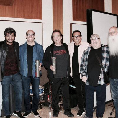 Benny Faccone /Jair Mendoza / Randy Kerber / Vinnie Colaiuta / Diego Rivera / Ramón Stagnaro / Leland Sklar